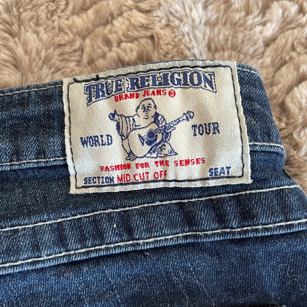 True Religion MID CUTOFF size 29 excellent condition - Picture 2 of 4